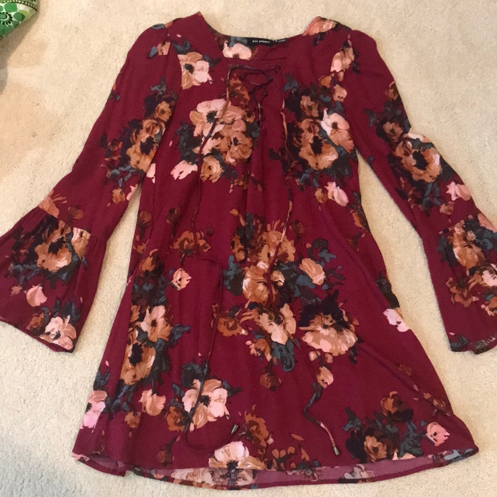 Women’s dress